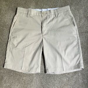 Men’s Amazon Essentials golf shorts button zip fly slim 4 pockets tan 34